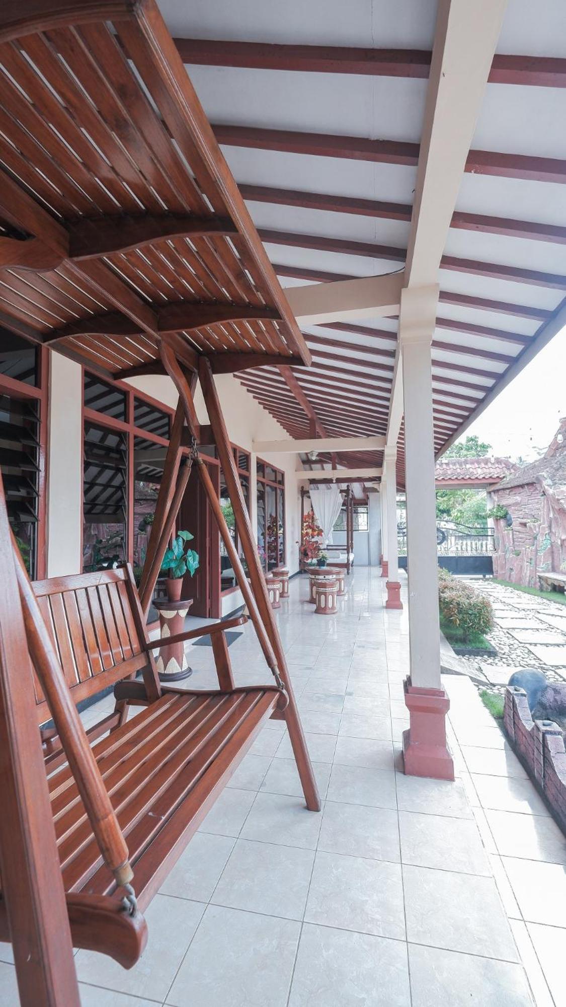 Marry Ind Gunung Kawi Guest House Malang Bumirejo Exterior foto